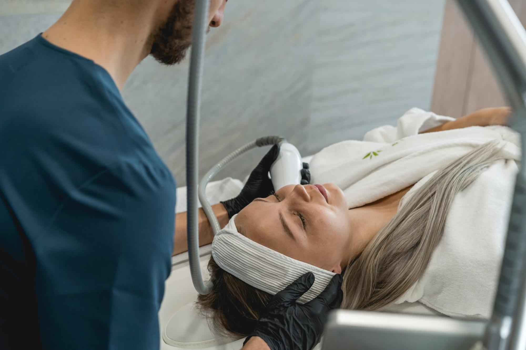 Aura Medical Spa Naleczow Luaran gambar